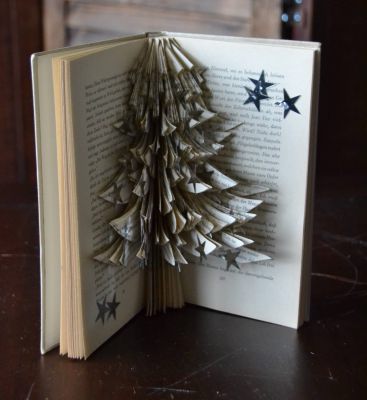 Bucher schneiden Buch falten Weihnachtsbaum