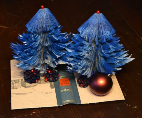 Bucher schneiden Buch falten Weihnachtsbaum