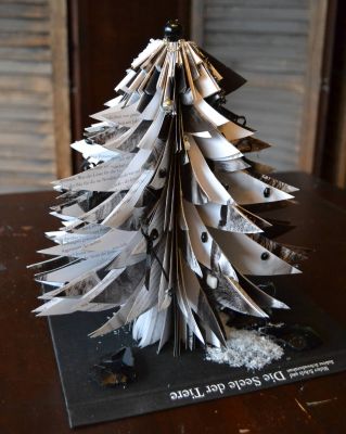Bucher schneiden Buch falten Weihnachtsbaum