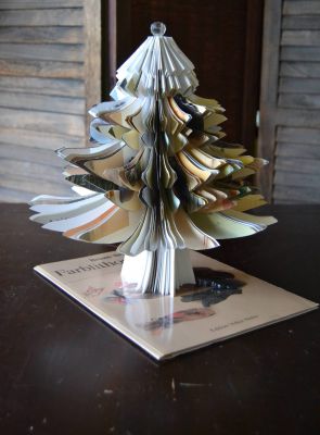 Bucher schneiden Buch falten Weihnachtsbaum