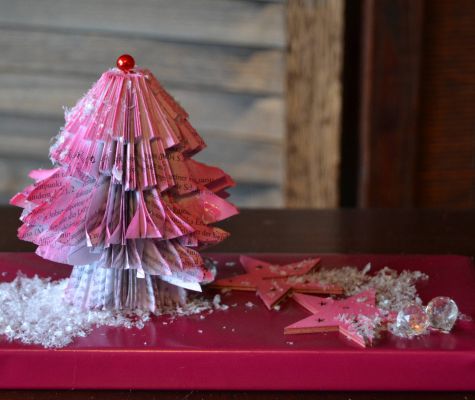 Bucher schneiden Buch falten Weihnachtsbaum