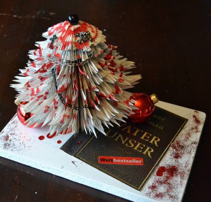 Bucher schneiden Buch falten Weihnachtsbaum