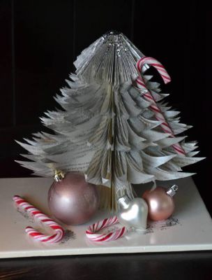 Bucher schneiden Buch falten Weihnachtsbaum