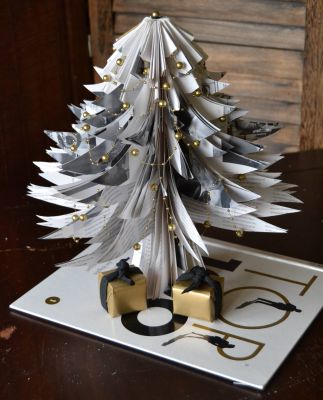 Bucher schneiden Buch falten Weihnachtsbaum
