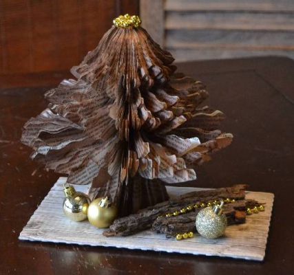 Bucher schneiden Buch falten Weihnachtsbaum