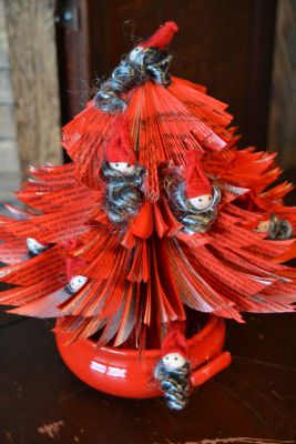 Bucher schneiden Buch falten Weihnachtsbaum