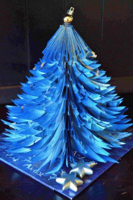 Bucher schneiden Buch falten Weihnachtsbaum