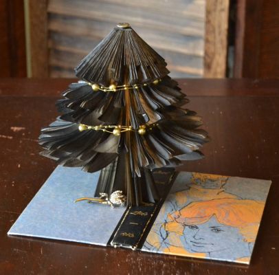 Bucher schneiden Buch falten Weihnachtsbaum