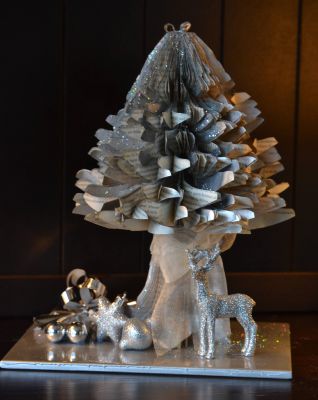 Bucher schneiden Buch falten Weihnachtsbaum