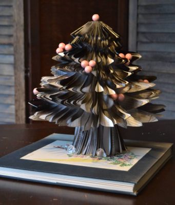 Bucher schneiden Buch falten Weihnachtsbaum