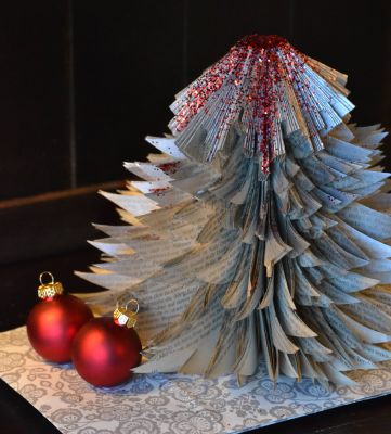 Bucher schneiden Buch falten Weihnachtsbaum