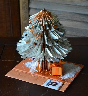 Bucher schneiden Buch falten Weihnachtsbaum