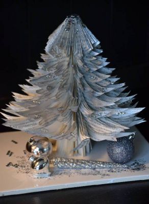 Bucher schneiden Buch falten Weihnachtsbaum