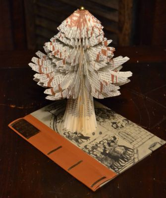 Bucher schneiden Buch falten Weihnachtsbaum