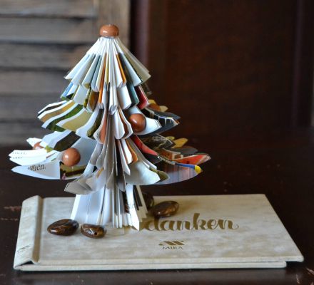 Bucher schneiden Buch falten Weihnachtsbaum