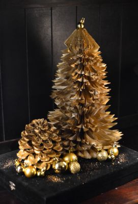 Bucher schneiden Buch falten Weihnachtsbaum